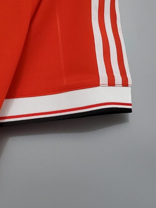 Manchester United Maillot Rétro 83/84