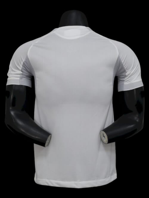 Real Madrid Maillot Domicile 25/26 – Version Player